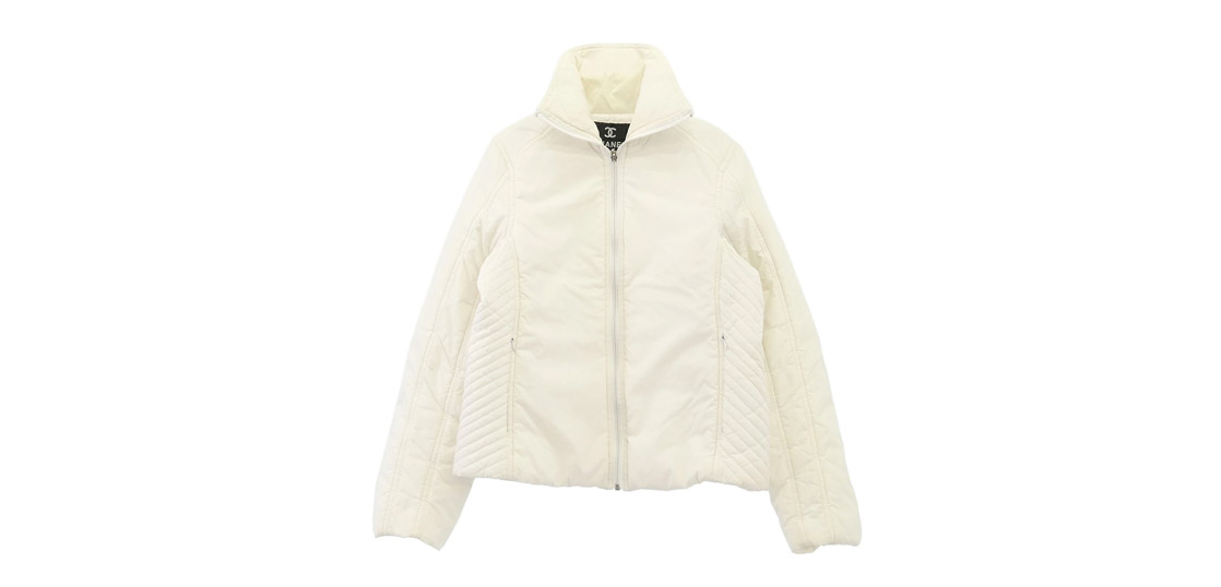 シャネル CCマーク ココマーク ロゴ スタンドカラー 中綿 ジップアップ ナイロン ジャケット 買取実績