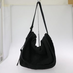 コモリ A03-07001 HEMP DUCK SHOULDER BAG 買取実績