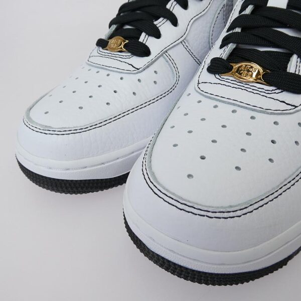 ナイキ IB6543-101 Women's Air Force 1 07 Mini Jewel White Metallic Gold Black エアフォースワン スニーカー 買取実績 画像