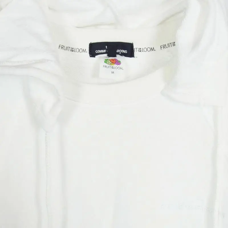tricot COMME des GARCONS トリココムデギャルソン TH-T002 FRUIT OF THE LOOM フルーツ オブザルーム 後付け プルオーバーパーカー ホワイト系 M【中古】 トリココムデギャルソン TH-T002 FRUIT OF THE LOOM フルーツ オブザ