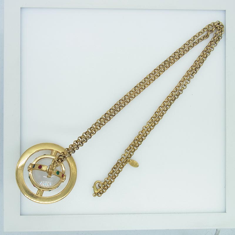 ヴィヴィアンウエストウッド オーブ ラインストーン ネックレス 買取実績