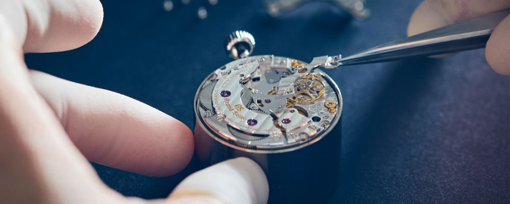 グランドセイコーオーバーホールはいつ・どこで?費用と周期の目安画像