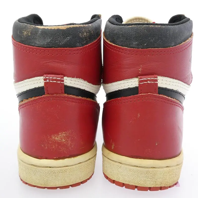 ナイキ 【観賞用】85年製 オリジナル AIR JORDAN 1 CHICAGO 買取実績
