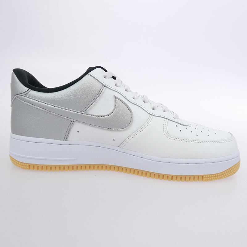 ナイキ Air Force 1 Low 07 LV8 Summit White Black Metallic Silver AF1 エアフォース ロー スニーカー 買取実績 画像
