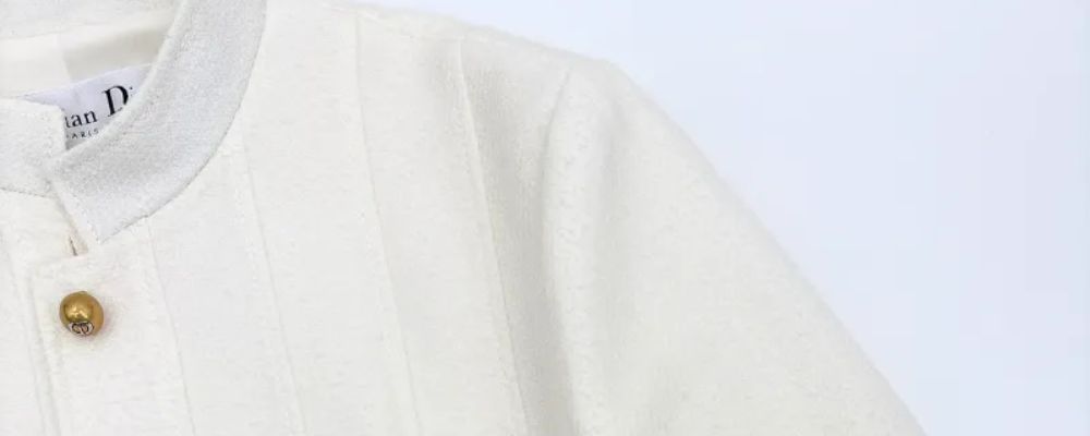 服のカビ対策完全ガイド自己対処前に査定相談したほうがいいケース画像