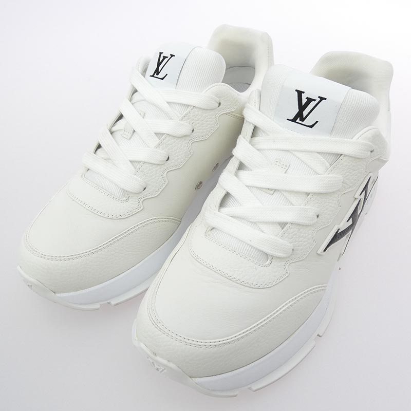 ルイヴィトン 25AW 1AHSTF LV クラッシック スニーカー LVロゴ ローカットスニーカー 買取実績 画像