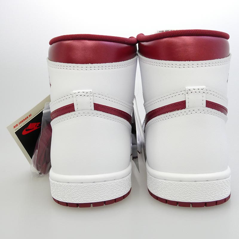 ナイキ BQ4422-161 Air Jordan 1 High 85 Metallic Burgundy エアジョーダン1 ハイ 85 メタリック バーガンディ ハイカットスニーカー 買取実績 画像