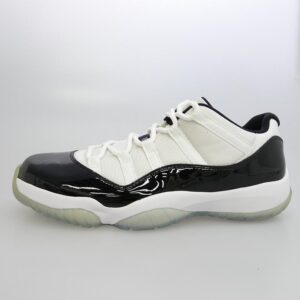 ナイキ 528895-153 【フェイクバスターズ鑑定済み】Air Jordan 11 Retro Low スニーカー 買取実績