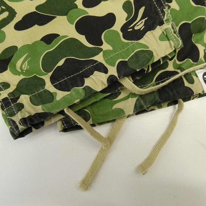 アベイシングエイプ 001PTE231903X × UNDEFEATED アンディフィーテッド ABC 6POCKET PANTS カモフラ柄 6ポケット カーゴパンツ 買取実績 画像