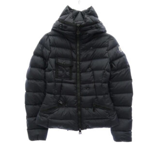 モンクレール A20934539005 53689 CHEVERNY シュヴェルニー ダウンジャケット 買取実績