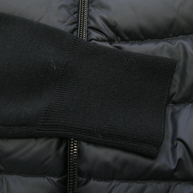 モンクレール F20939B51100 A9018 CARDIGAN TRICOT カーディガン ニット切替 ロゴ ダウンジャケット 買取実績 画像