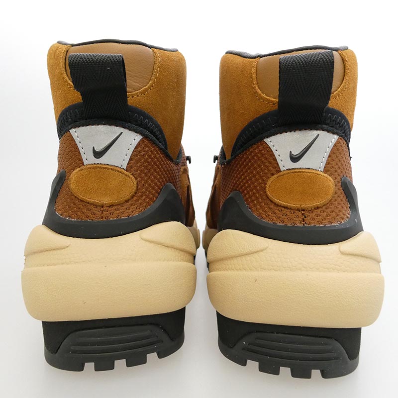 ナイキ Sacai サカイ FN0563-200 ×sacai MAGMASCAPE SP サカイ ブラウン マグマスケープ ハイカットスニーカー 買取実績 画像