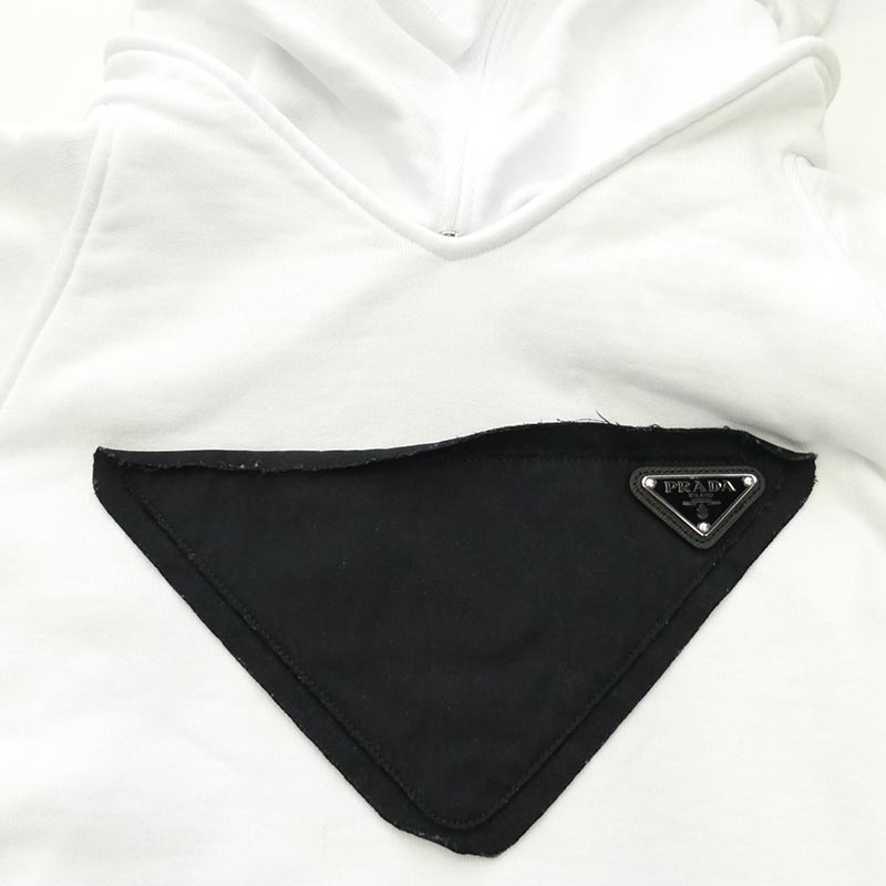 プラダ 21SS 134629 S211 1YUA RAF SIMONS ラフシモンズ期 メタルプレートロゴ グラフィックプリント オーバーサイズ プルオーバーパーカー 買取実績 画像