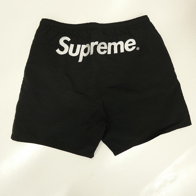 シュプリーム 17SS Split Logo Water Short 買取実績