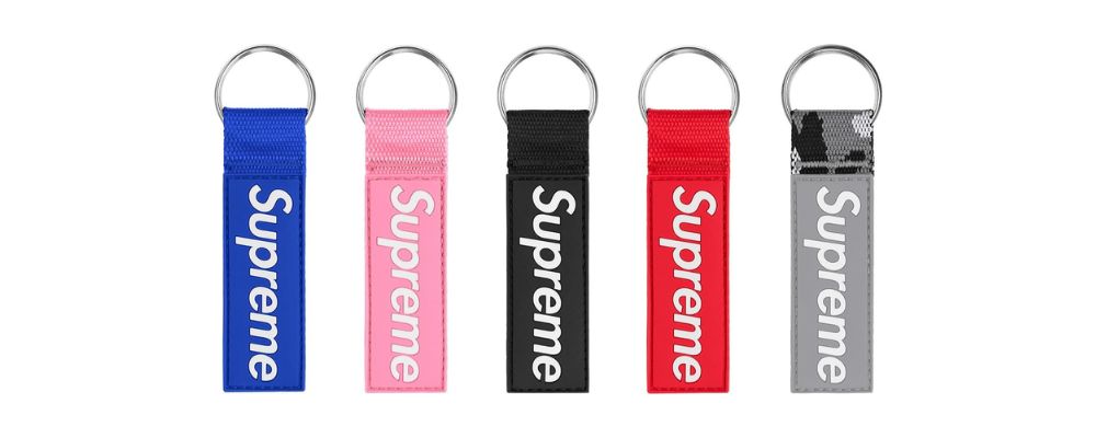 Supreme 2026SS Week16発売予定アイテムまとめ|ブランド古着買取専門店LIFEWebbing Keychain 2,970円画像