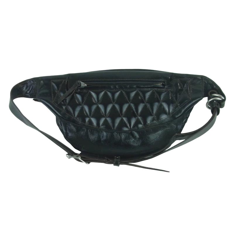 トイズマッコイ TMA2422 DUAL BLADE BAG PADDED キルティング レザー デュアル ブレード バッグ ボディバッグ ウエストバッグ 鞄 買取実績 画像