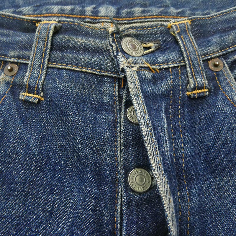リーバイス 501 VINTAGE ヴィンテージ 60s 501 BIG E 初期 ボタン裏刻印16 Vステッチ 両面不均等V デニム パンツ 買取実績 画像