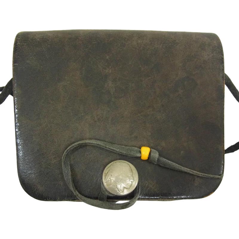ゴローズ SADDLE LEATHER コンチョ付き レザー メディスン バッグ 買取実績 画像
