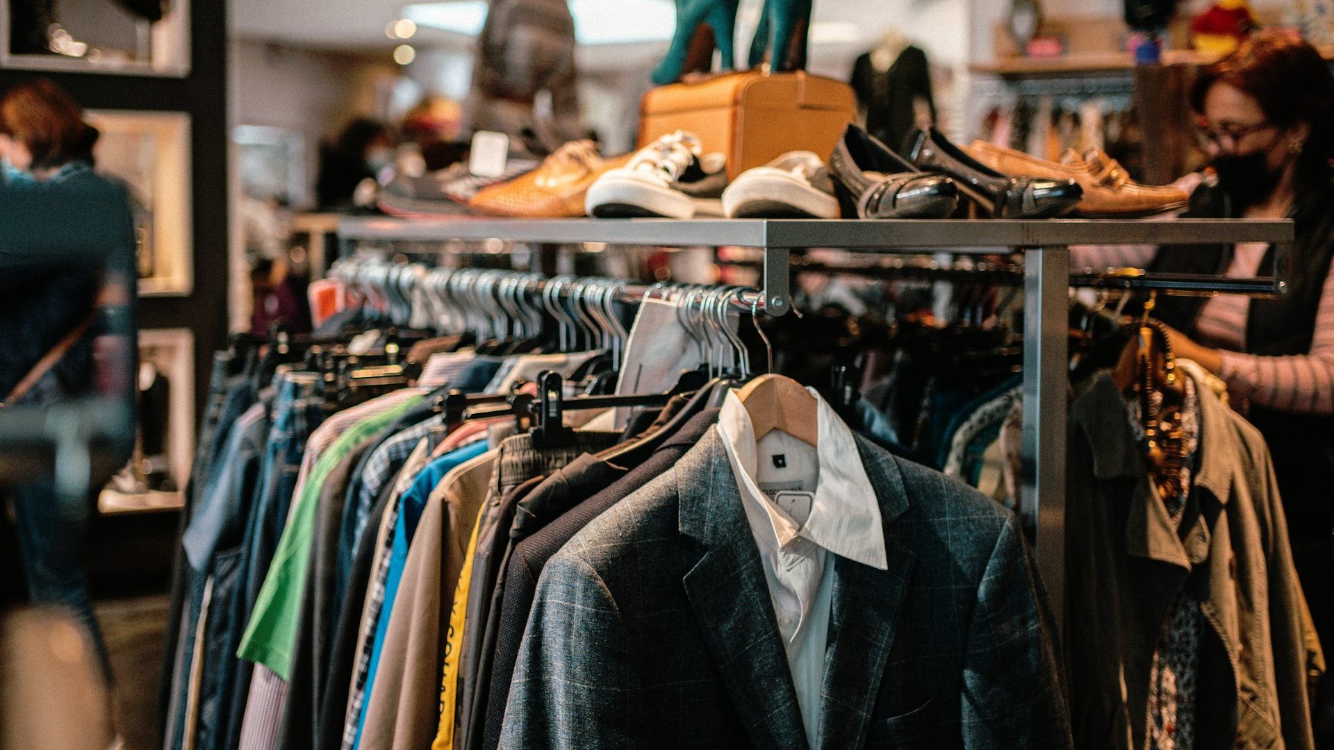 仙台で服を売るならどこがいい?ブランド古着買取のプロが教える「売却先」の選び方完全ガイド アイキャッチ画像