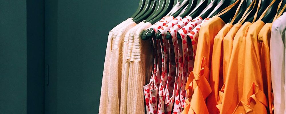 夏服ワンピース・ブラウスの売り時｜4〜5月頃画像