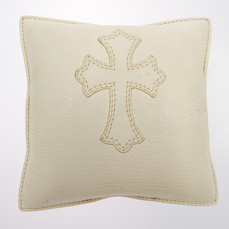 クロムハーツ（原本無） PAPER WEIGHT LEATHER PILLOW CHクロスパッチ 買取実績