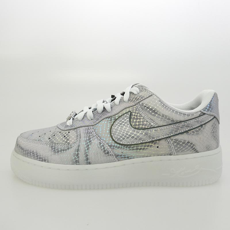 ナイキ 25AW II3925-400 × Kobe Bryant Air Force 1 Low Protro Lenticular Snake 買取実績