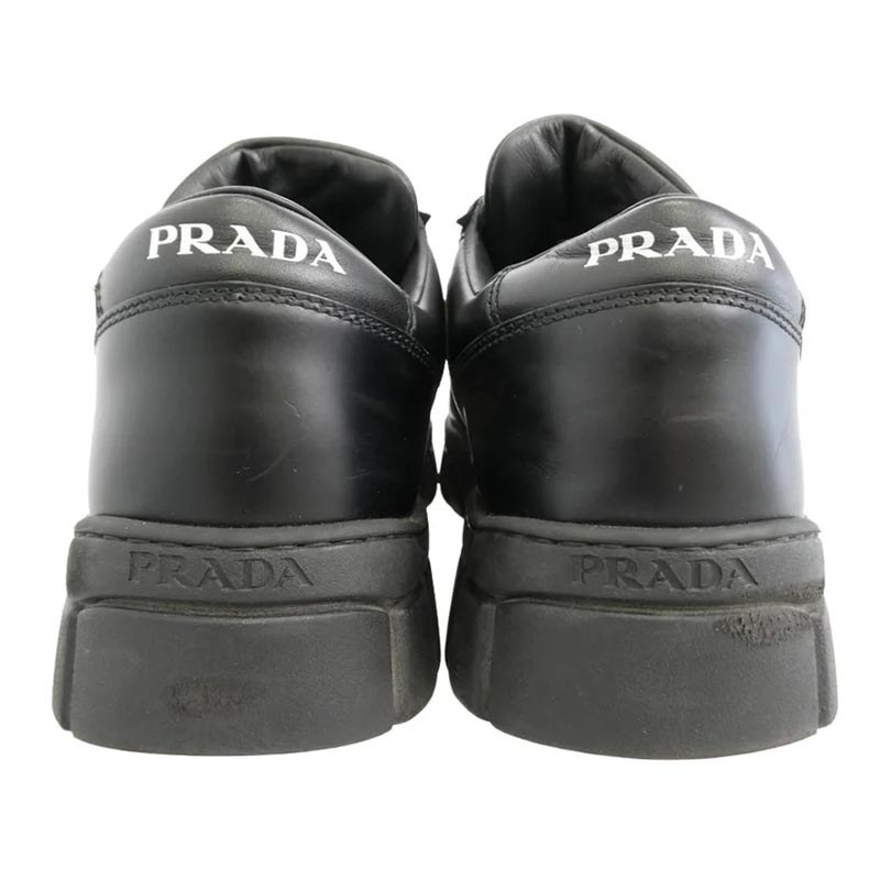 プラダ 2EE378 BLACK LEATHER SNEAKER トライアングルロゴ レザー ローカット スニーカー 買取実績 画像