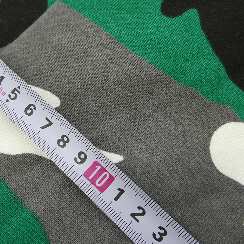 シュプリーム 25AW Small Box Zip Up Hooded Sweatshirt スモールボックスロゴ カモ ジップアップ パーカー 買取実績 画像