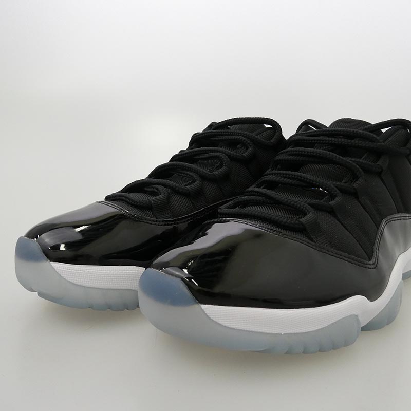 ナイキ FV5104-004 Air Jordan 11 Retro Low エアジョーダン11 レトロ ロー スニーカー 買取実績 画像