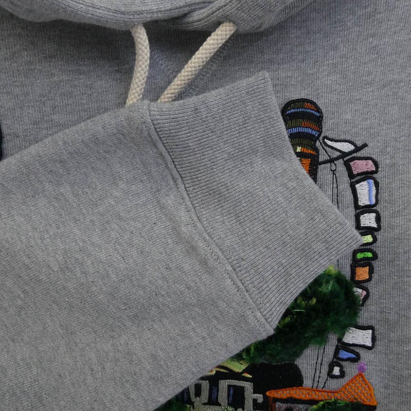 ロエベ 23SS HB44Y25X04 × Howl's Moving Castle Moving Castle Embroidered Hoodie in Cotton スタジオジブリ ハウルの動く城 ムービングキャッスル プルオーバー パーカー 買取実績 画像