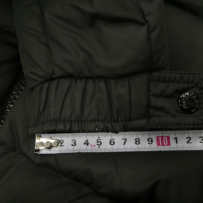 モンクレール 920-091-40365-50 CHEVALIER シェバリエ ダウン ジャケット 買取実績 画像