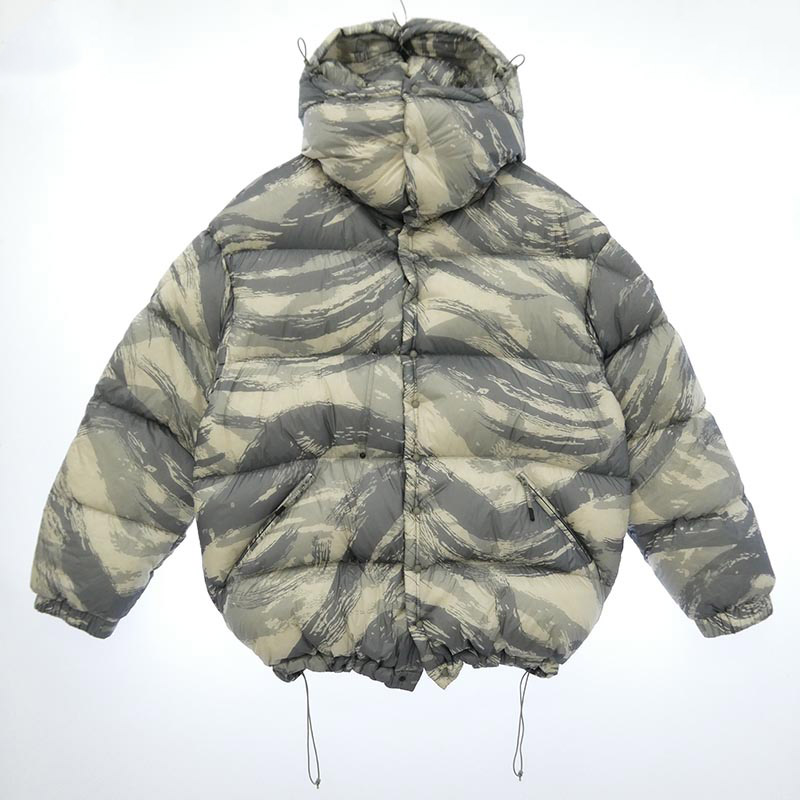 モンクレール HYKE ハイク H209K1A00001 Galenstock Short Down Puffer Jacket 買取実績