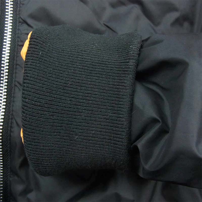 PALACE パレス Thinsulate Bomber Jacket MA-1 ブラック系 オレンジ系 買取実績 画像
