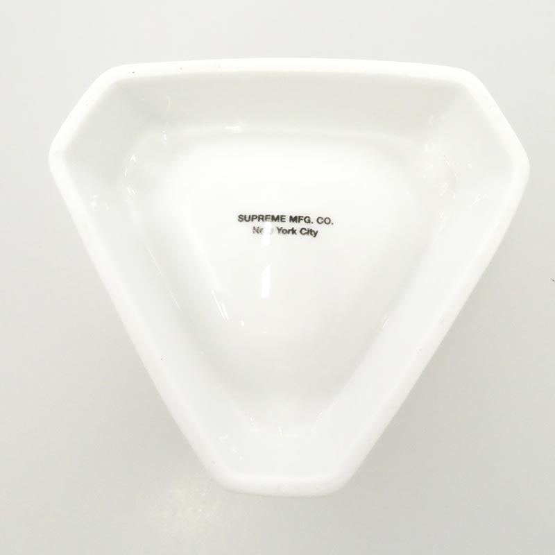 シュプリーム 15AW Ceramic Ashtray セラミック アッシュトレイ 灰皿 買取実績 画像