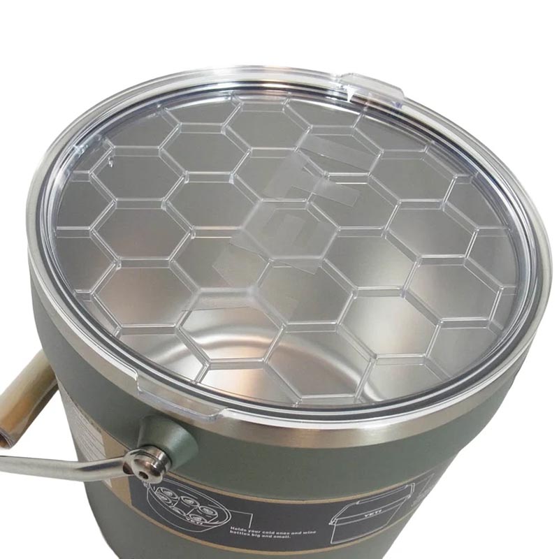 YETI(イエティ) RAMBLER BEVERAGE BUCKET ビバレッジバケット バケツ 買取実績 画像