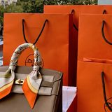 【買取のプロが解説】海外で購入したエルメスは買取できる？査定額の違いと購入書類の扱い　アイキャッチ画像