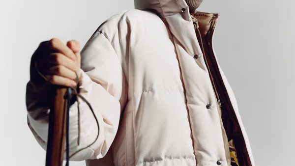 【プロ解説】モンクレールの買取が安い理由|査定額が下がる原因と安かったときの対処法