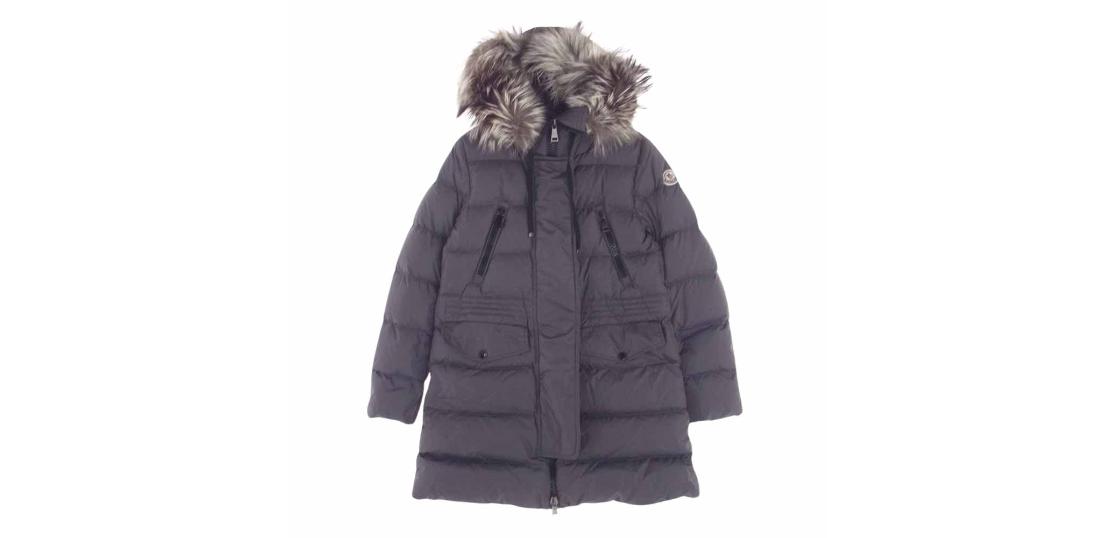 モンクレール E20934933825 C0059 アフロティ 買取実績