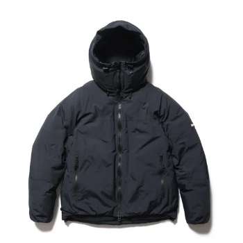 ブリストルの人気アイテムご紹介 機能性抜群のアウター・ジャケット DOWN HOODED JACKET 画像