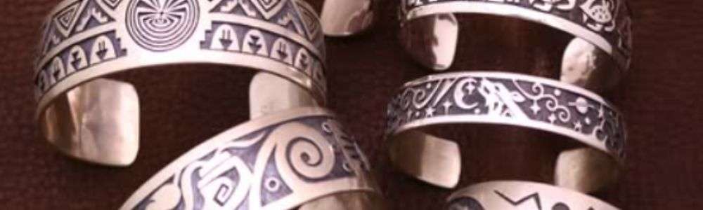 インディアンジュエリーとは?歴史と魅力を知る インディアンジュエリー歴史年表 画像