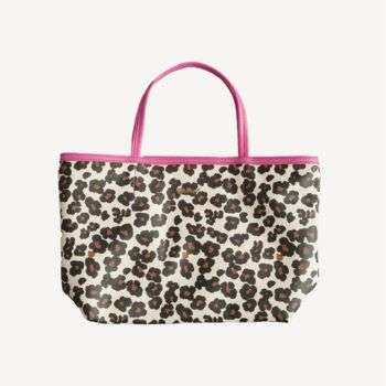 コラボレーション実績と話題性 ブランドの象徴的アイテム紹介 レオパード柄 トートバッグ 画像