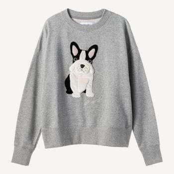 コラボレーション実績と話題性 芸能人・インフルエンサーの着用アイテム フレンチブルドッグ刺繍スウェットプルオーバー 画像