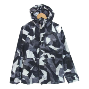 AKM エイケイエム B338 PET040 マウンテンパーカー 買取実績