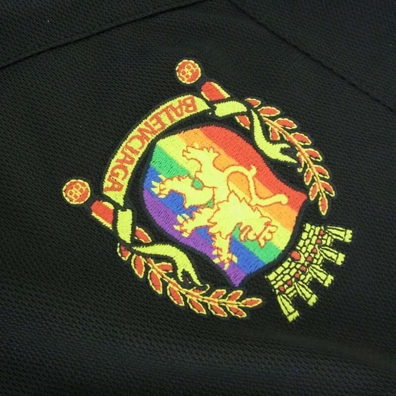 バレンシアガ 23SS 767862 ロゴ刺繍 バギー ショート パンツ 買取実績 画像