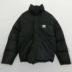 バレンシアガ × adidas アディダス 714898 TN019 ライン オーバーサイズ ダウン ジャケット 買取実績