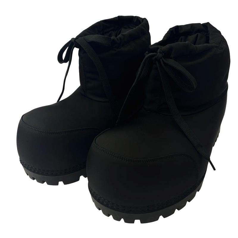 バレンシアガ 803769 W4SA1 ALASKA BOOTIE 買取実績