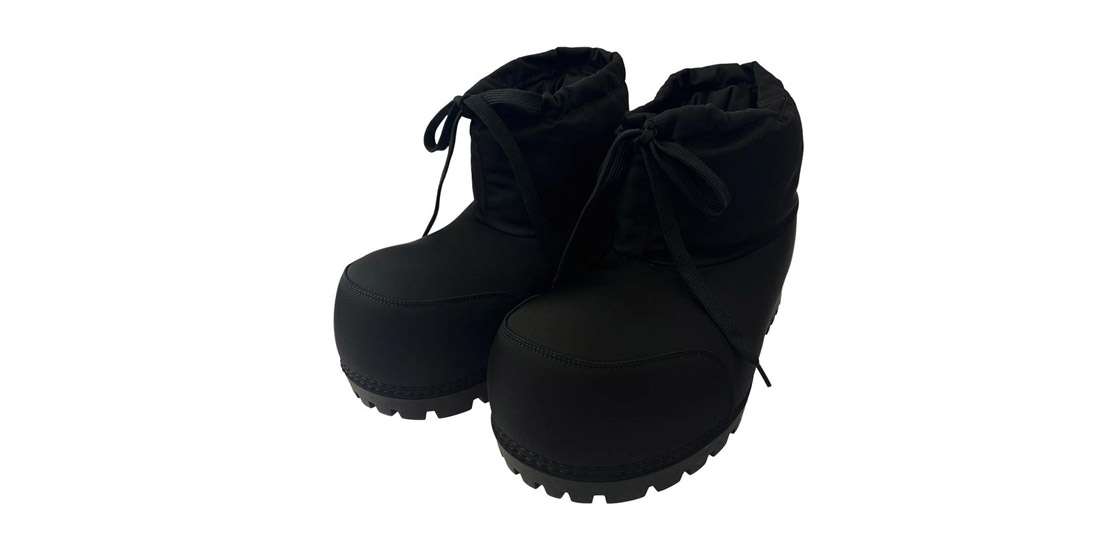 バレンシアガ 803769 W4SA1 ALASKA BOOTIE 買取実績