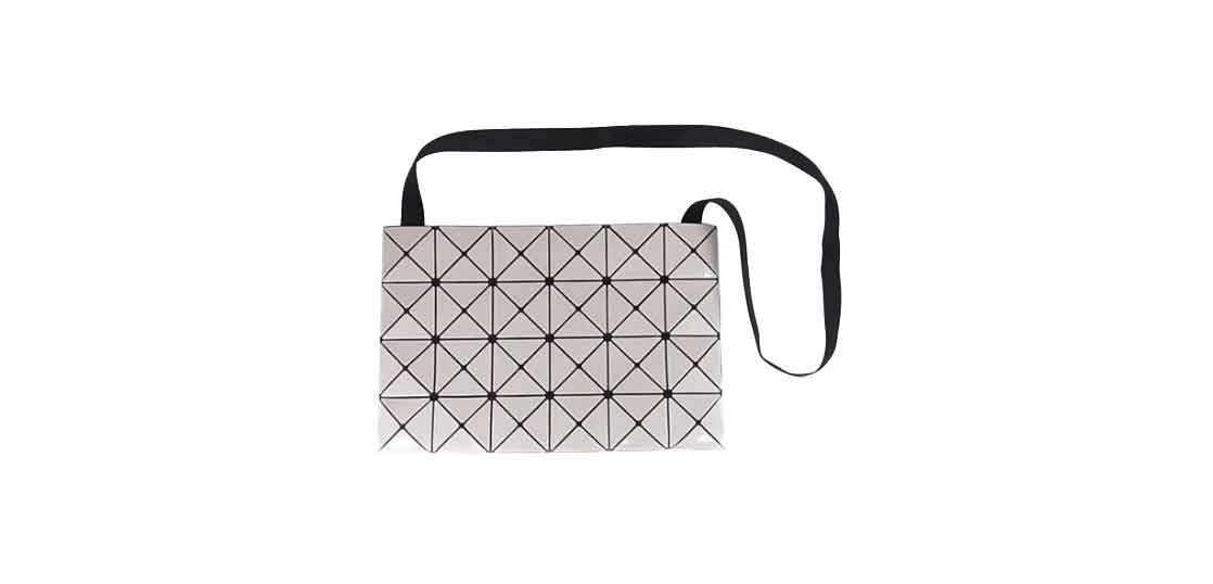 BAO BAO ISSEY MIYAKE BB73 AG054 ショルダーバッグ 買取実績