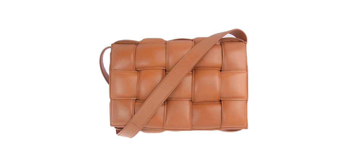 ボッテガヴェネタ パデッド カセット レザー ショルダー バッグ 買取実績