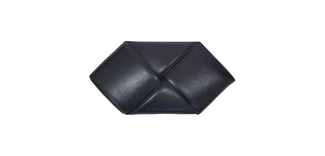 ボッテガヴェネタ the pouch ナッパ マキシイントレチャート クラッチバッグ ポーチ 買取実績